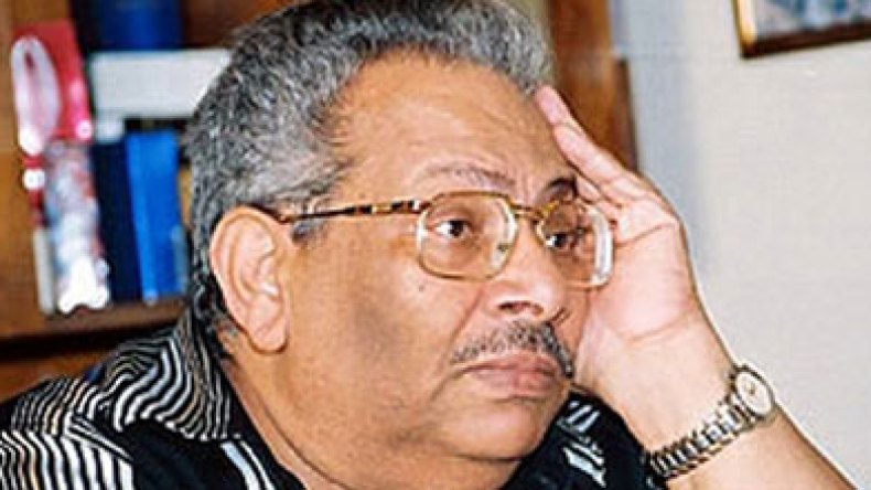 أسامة أنور عكاشة يفتح النار على الدراما المصرية ويطالب بمنعها في رمضان