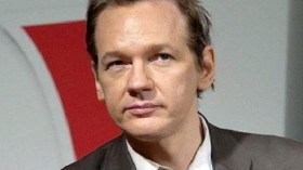 الأكوادور تمنح جوليان أسانج اللجوء السياسي