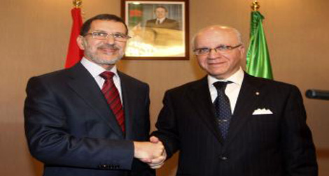 Arrivée à Alger du ministre marocain des Affaires étrangères