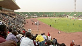 أرضية ملعب 4 أوت سيئة مثل أرضية ملعب 5 جويلية