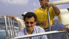 الوليد بن طلال يبيع أسهم شركته ليهودي