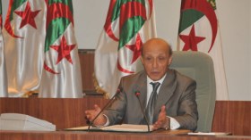 ولد خليفة يحث على حماية الأوطان العربية من مخاطر التقسيم