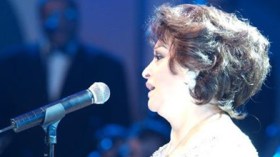 وردة الجزائرية تتحدث عن مفاجأة كبرى عام 2012