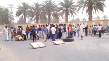 Violent clashes between jobless people and police in Ouargula