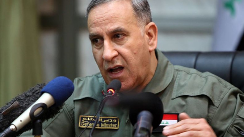 البرلمان العراقي يسحب الثقة من وزير الدفاع