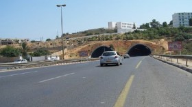 غلق الطريق المزدوج لنفقي وادي أوشايح