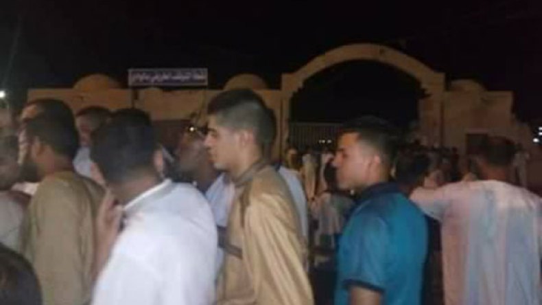 مواطنون يحاصرون تجمّعا للمهاجرين السرّيين بالوادي