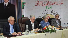 الآفلان بين” نكسة” المقاعد و”تآكل” الحقائب الوزارية .. أي مصير لولد عباس!