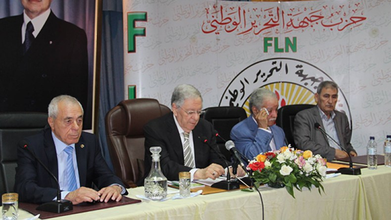 الآفلان بين” نكسة” المقاعد و”تآكل” الحقائب الوزارية .. أي مصير لولد عباس!