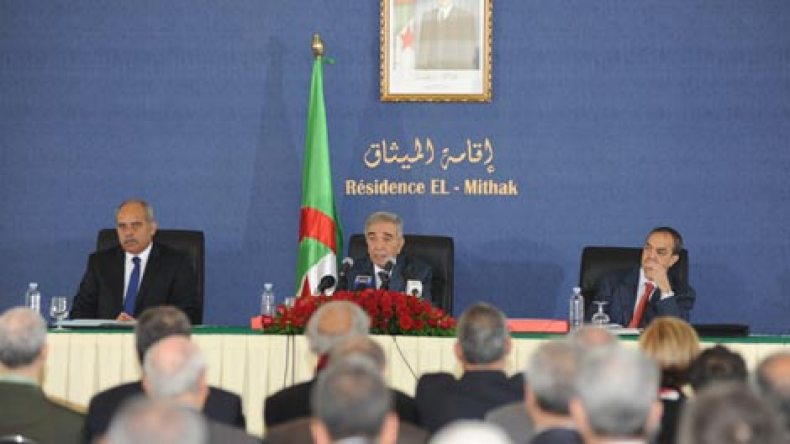 يستحيل على الإدارة شراء ذمم نصف مليون جزائري لتزوير الانتخابات