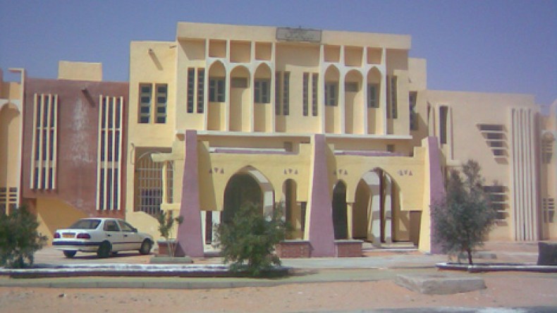 أستاذات يعشن في غرفة أشبه “بمحتشد سري” في ورڤلة