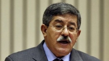 Ouyahia : « Ne croyez pas ceux qui parlent de distribuer la rente pétrolière aux Algériens »