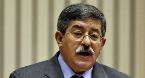 Ouyahia : « Ne croyez pas ceux qui parlent de distribuer la rente pétrolière aux Algériens »