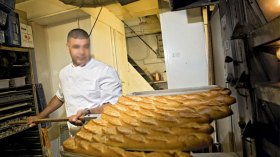 56 مليون خبزة تباع يوميا عبر الوطن ولا غلق للمخابز
