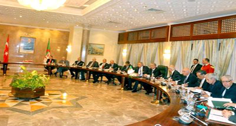 Ould Khelifa s’entretient avec le Premier ministre turc