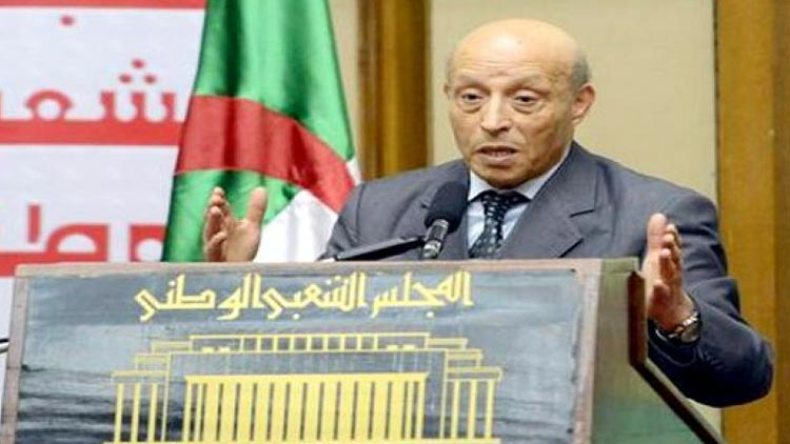 ولد خليفة: المصالحة والحوار هما طوق نجاة الجزائر