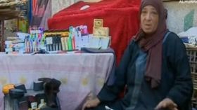 ماسحة أحذية مصرية تحلم بدخول البرلمان