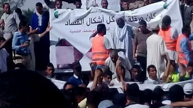 احتجاجات عارمة للبطالين بالمؤسسات الوطنية النفطية بحاسي مسعود