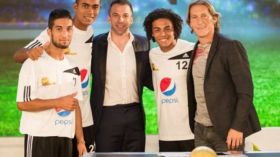 بوقرة هو الجزائري الوحيد الذي شجعني وهذا ما قاله لي تيري هنري