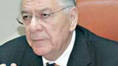 Santé : suppression graduelle du service civil