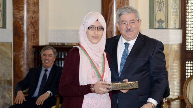 أويحيى يكرم 68 متفوقا في بكالوريا 2018