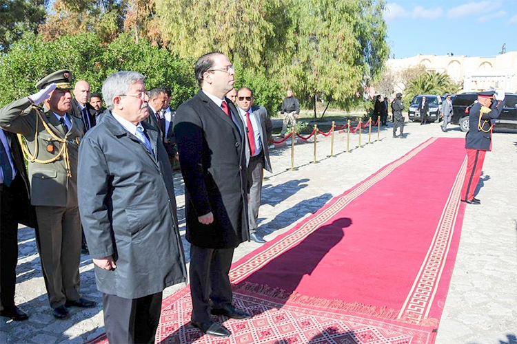 Rencontre Chahed-Ouyahia: Le dossier des touristes algériens au menu