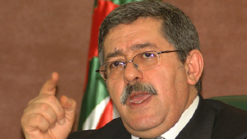 أويحيى يأمر الوزراء بإيفاده بأجندات تسليم المشاريع