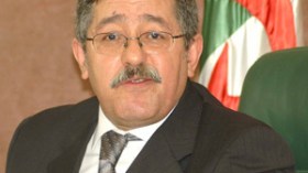 أويحيى يأمر أربعة وزراء بتطهير نشاطات التجارة الخارجية