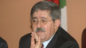 أويحيى يجدد دعم بوتفليقة ويؤكد أنه سيطبق حكم الإعدام لمواجهة الفساد والإجرام