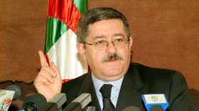 أويحيى: فوائد “الأفامي” حلال.. ويكثّر خير حواسي البترول!!