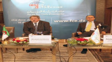 Le RND pour la préservation d’une Algérie unie dans son territoire et dans son peuple (Ouyahia)