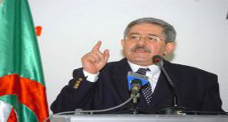 Ouyahia : ” Personne n’a fait don à l’Algérie de la moindre parcelle de son territoire “
