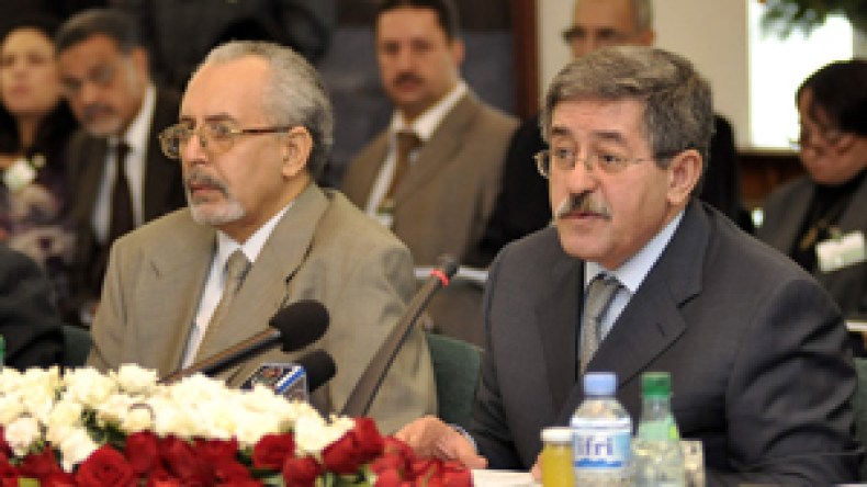 زيادة 3 آلاف دينار لا تعني كل الموظفين