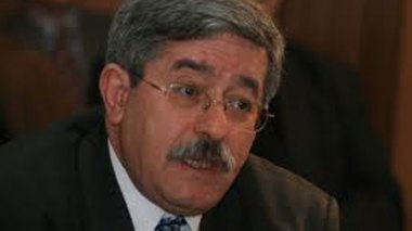 Ouyahia : « Nous nous opposerons à toute personne désirant diviser les Algériens »