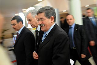 Ouyahia: “Government to stop encouraging investment in steeped areas”