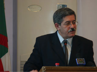 La commission des élections présidentielles en réunion extraordinaire