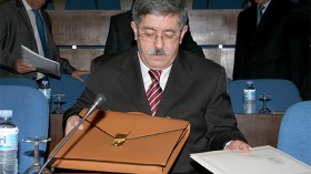 المعارضة تتحفظ على أويحيى وتدعو لمنح الكلمة للشعب
