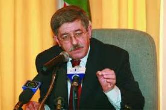 Ouyahia : “L’absence des syndicats autonomes à la tripartite ne signifie pas qu’ils ne sont pas reconnus”