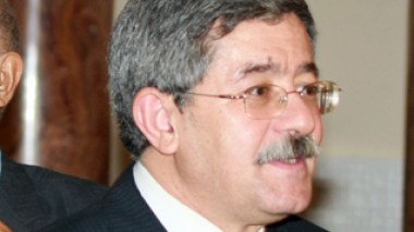 Algeria PM opens state-owned industrial real-estates issue