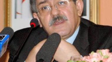 Ouyahiaâ€™s party for limited presidential mandate