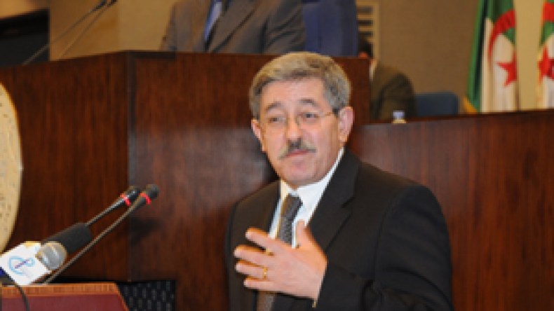 أويحيى: “لسنا تحت الضغط الخارجي وموقفنا واضح وضوح الشمس”