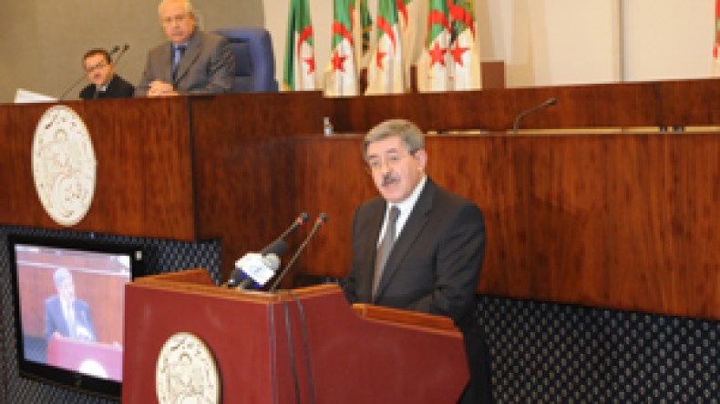 أويحيى: لا انشقاقات داخل نظام الحكم والرشوة لن تعقّد الحكومة