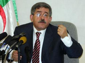 Éducation: Ouyahia répondra aux revendications du secteur le 15 octobre