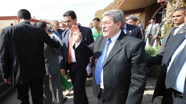 RND: Ouyahia sortira-t-il vainqueur ?