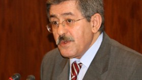 أويحيى يكشف تخصيص 250 مليار دولار للخماسية الجارية