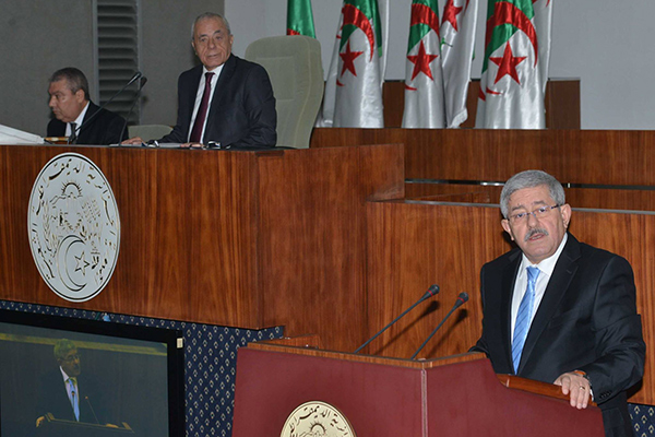 Ouyahia réunit l’alliance présidentielle