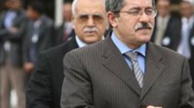 أويحيى وجه تعليمة للوزارات لإنقاذ الاقتصاد الوطني