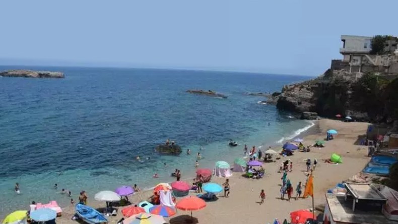 ولاية الجزائر تنفي تلوث مياه شاطئ ميرامار