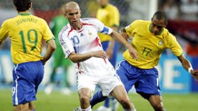 زين الدين زيدان: “ديديي ديشان الخيار المنطقي لخلافة ريمون دومينيك”