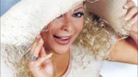 الفنانة فلة تغني “معزوزة يا شام” وديو مع عمر عبد اللات